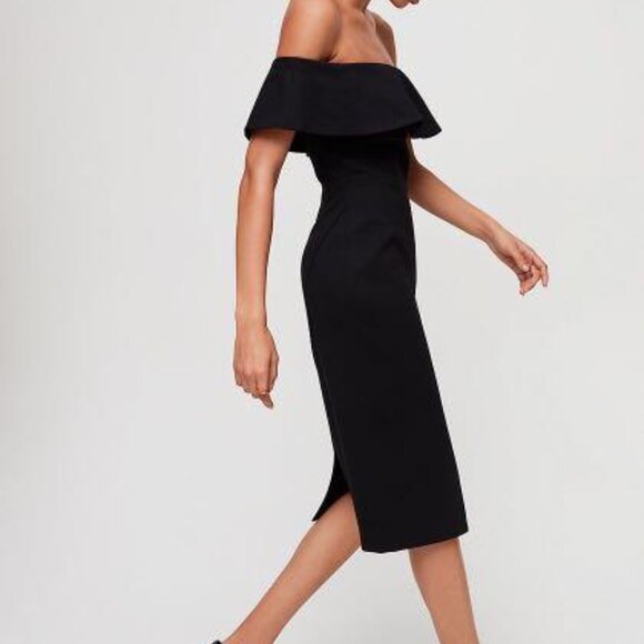 Aritzia Dresses & Skirts - Aritzia Babaton Ruslan Dress